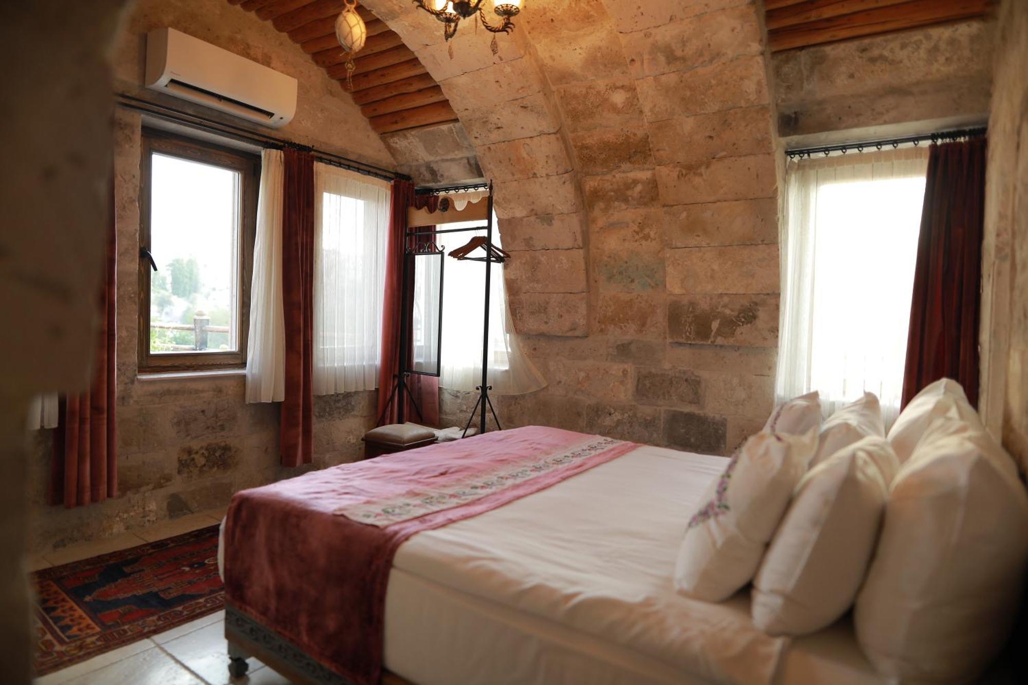 גורמה Sah Saray Cave Suites Halal Hotel מראה חיצוני תמונה