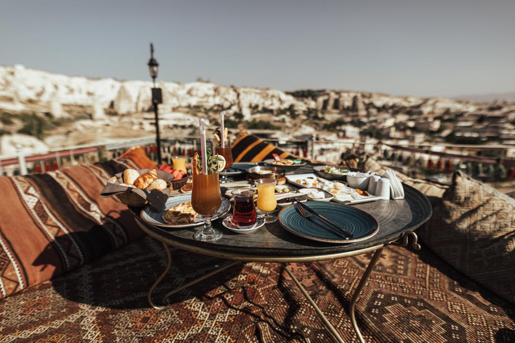 גורמה Sah Saray Cave Suites Halal Hotel מראה חיצוני תמונה