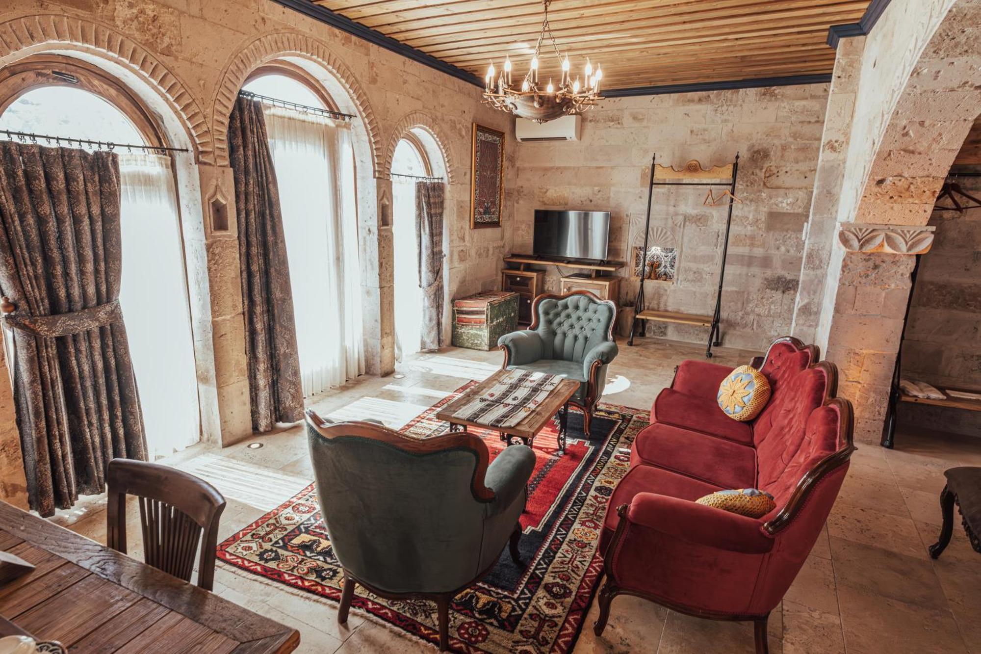 גורמה Sah Saray Cave Suites Halal Hotel מראה חיצוני תמונה